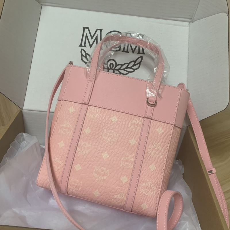 MCM Shopping Bags - Click Image to Close